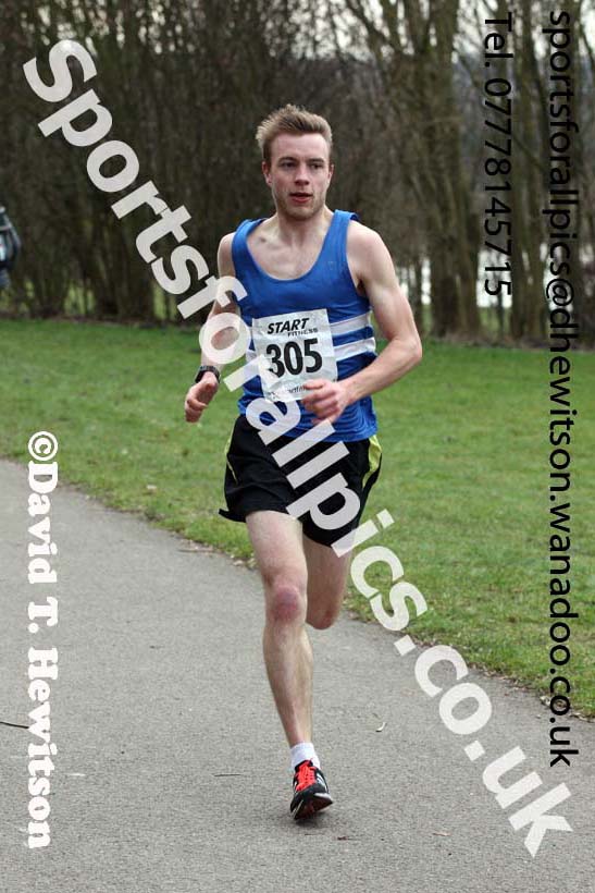 Senior men and veterans over-40s Royal Signals NECC Rod Relays, Hetton Lyons Park, Hetton-le-Hole. Photo: David T. Hewitson/Sports for All Pics